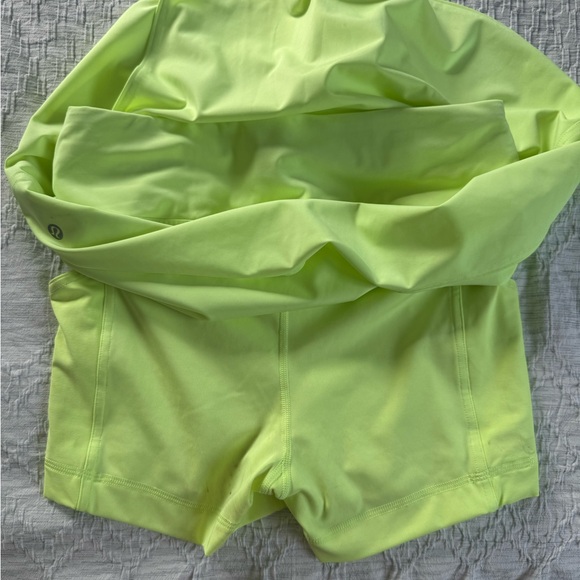 Lulu Women's Golf/Tennis Skort - Picture 3 of 12